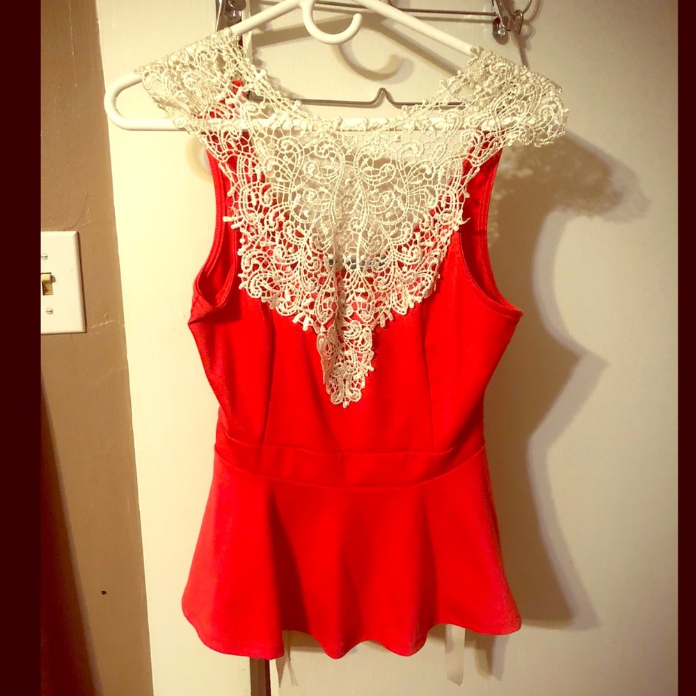 Sleeveless blouse